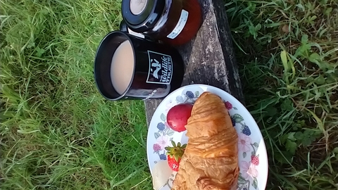 Breakfast at Sutton Courtenay by Amanda Jones